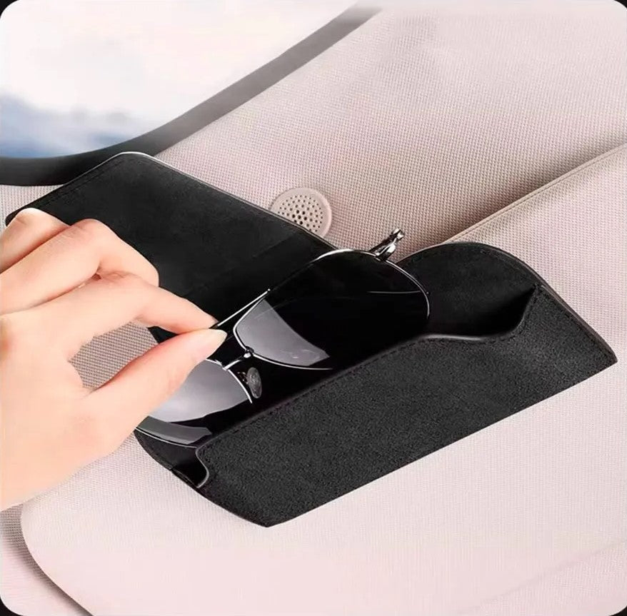 PORTAGAFAS DE CUERO PARA COCHE | PRÁCTICO Y ELEGANTE